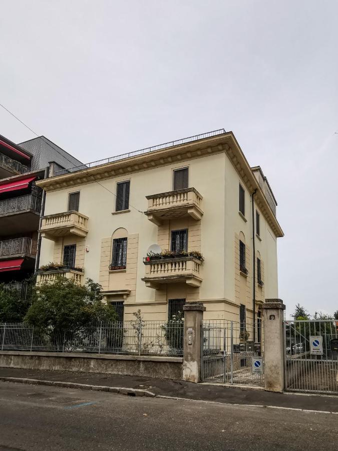 L'Arche Comfort&Relax, Sweet Home Via Eraclito Milan Exterior photo